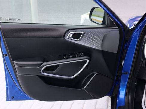 Used 2020 Kia Soul X-Line FWD image 10