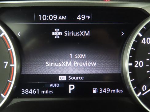 Used 2022 Nissan Rogue SV image 29