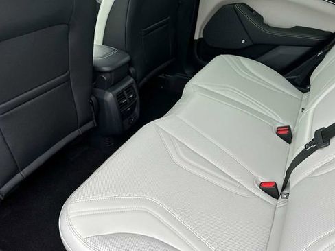 Used 2022 Ford Mustang Mach-E Premium image 11