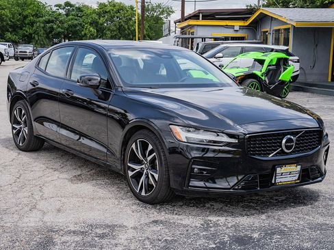 Used 2024 Volvo S60 B5 Core FWD image 3