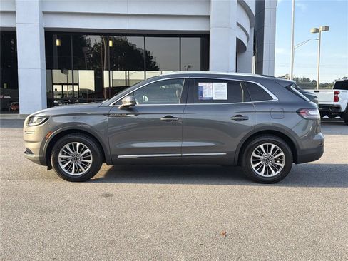 Used 2022 Lincoln Nautilus Reserve FWD image 7