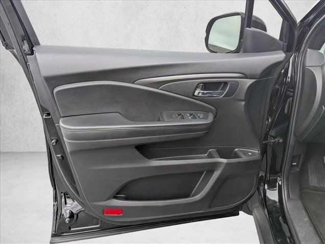 Used 2022 Honda Pilot Sport image 21