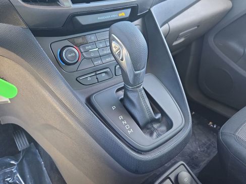 Used 2022 Ford Transit Connect XL image 16