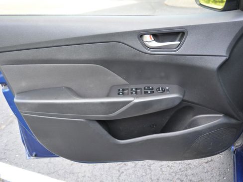Used 2020 Hyundai Accent SE FWD image 9