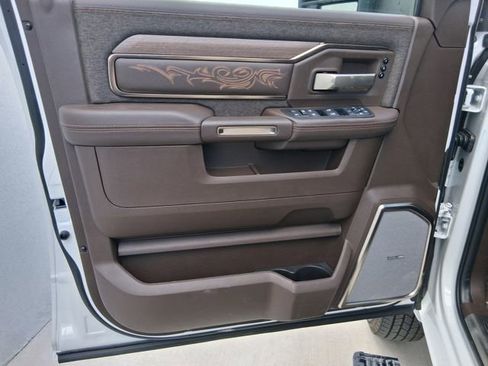 New 2026 RAM 3500 Limited image 18