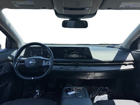 Used 2023 Nissan Ariya FWD image 10