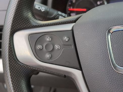 Used 2022 GMC Terrain SLE w/ Driver Convenience Package image 23