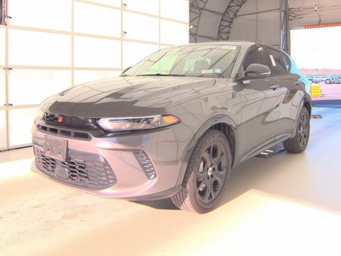 Used 2024 Dodge Hornet R/T w/ R/T Blacktop Package AWD/4WD image 2