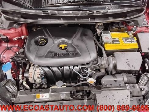 Used 2014 Hyundai Elantra SE image 9
