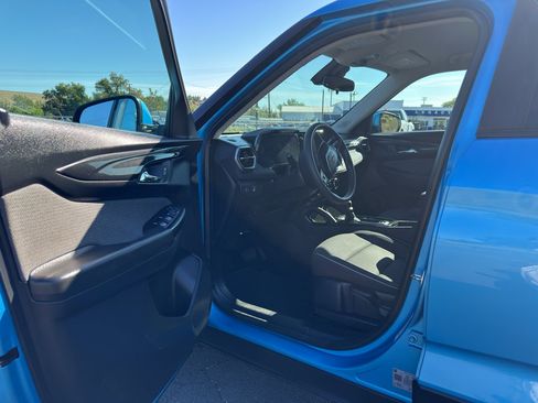 Used 2025 Chevrolet TrailBlazer LT AWD/4WD image 10