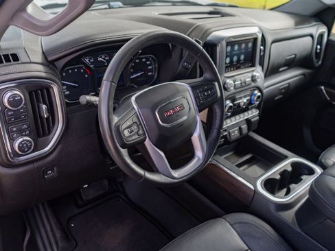Used 2022 GMC Sierra 1500 SLT AWD/4WD image 8