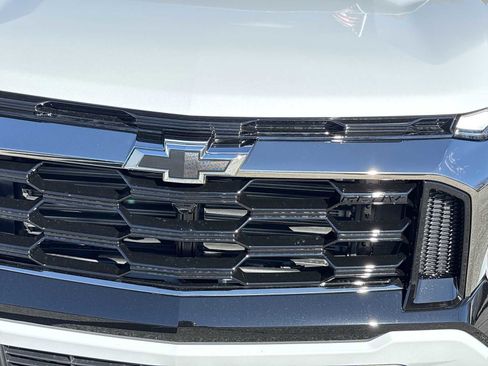 New 2026 Chevrolet Equinox ACTIV w/ Convenience Package III AWD/4WD image 31