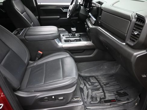 Used 2024 Chevrolet Silverado 1500 LTZ w/ LTZ Premium Package AWD/4WD image 9
