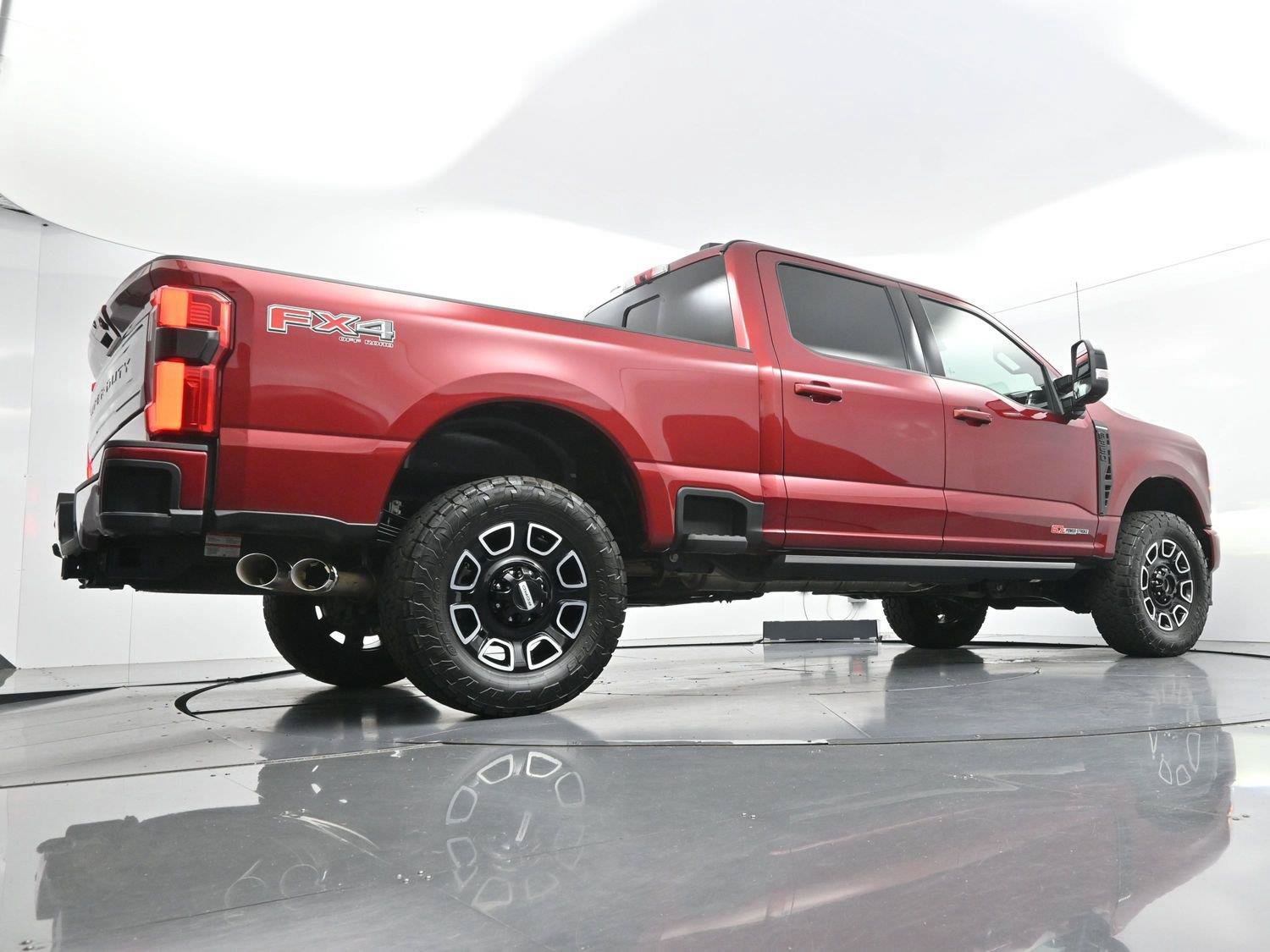 Used 2026 Ford F350 Platinum w/ FX4 Off-Road Package AWD/4WD image 56