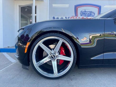 Used 2023 Chevrolet Camaro LT w/ RS Package image 30