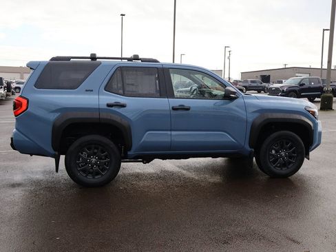 New 2025 Toyota 4Runner SR5 image 8