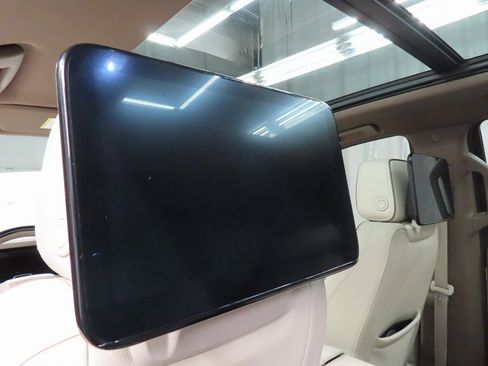 Used 2025 GMC Yukon Denali w/ Denali Reserve Package image 58