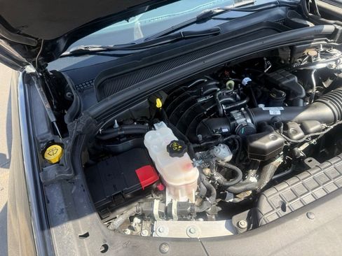 Used 2023 Jeep Grand Cherokee Limited image 61