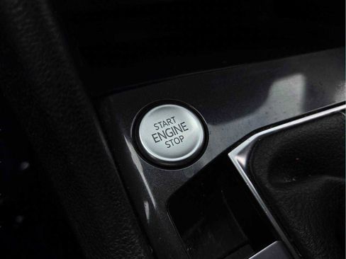 Used 2022 Volkswagen Tiguan SE R-Line image 25