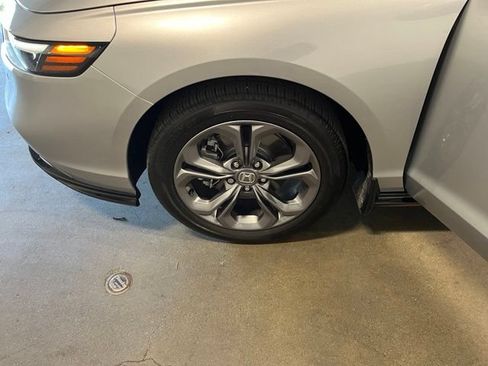 Used 2025 Honda Accord EX-L image 30