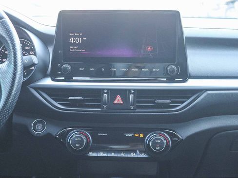 Used 2023 Kia Forte GT-Line w/ GT-Line Technology Package image 14