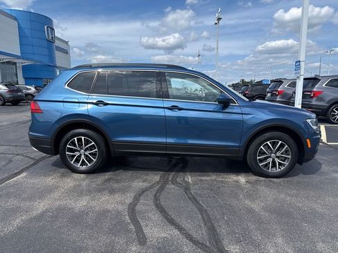 Used 2019 Volkswagen Tiguan SE AWD/4WD image 4