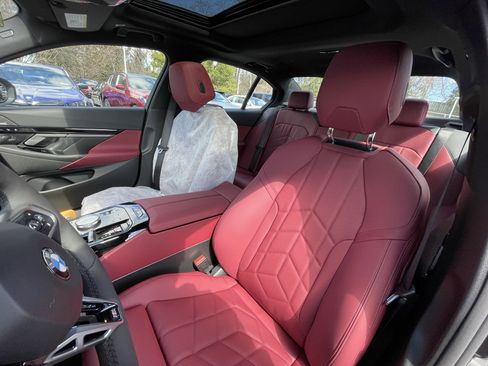 New 2026 BMW 530i xDrive 530i xDrive w/ M Sport Package image 9