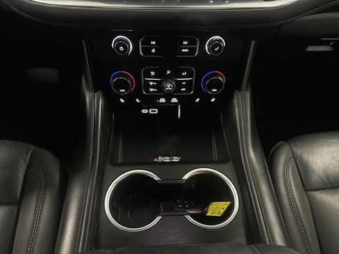 Used 2023 Chevrolet Tahoe Z71 w/ Luxury Package image 19