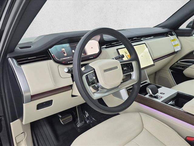 New 2026 Land Rover Range Rover Long Wheelbase SE AWD/4WD image 3
