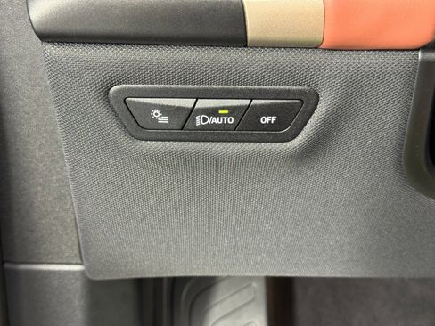 Used 2023 BMW iX M60 w/ Executive Package image 18