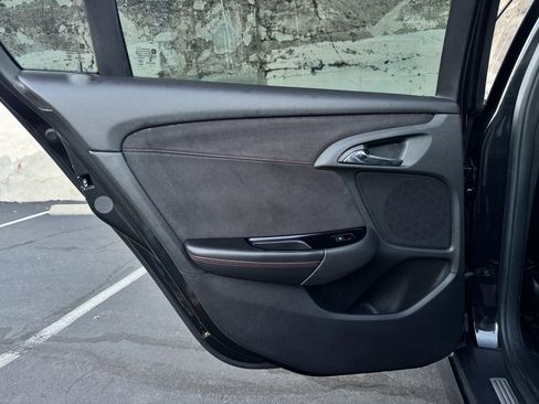 Used 2014 Chevrolet SS RWD image 28