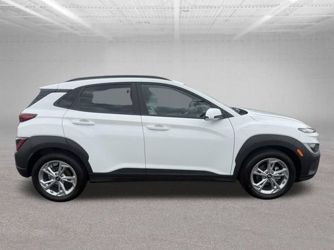 Used 2023 Hyundai Kona SEL w/ Convenience Package FWD image 3