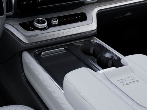 New 2027 Ford Expedition Platinum AWD/4WD image 15