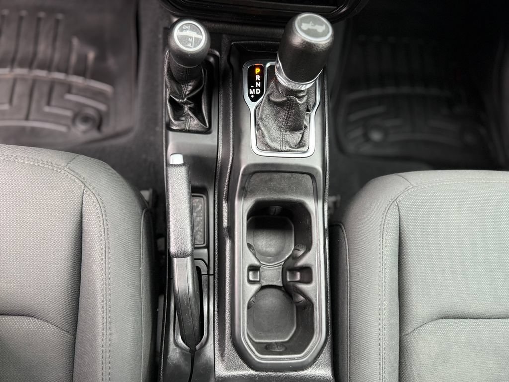 Used 2020 Jeep Wrangler Unlimited Sport S AWD/4WD image 19