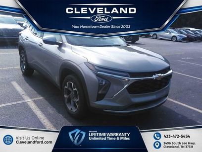 Used 2025 Chevrolet Trax LT