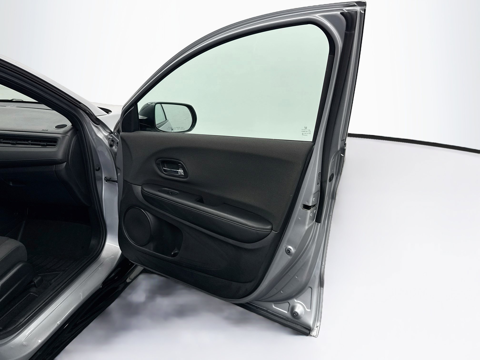 Used 2020 Honda HR-V Sport image 29
