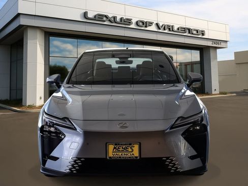 New 2026 Lexus ES 500e AWD/4WD image 5