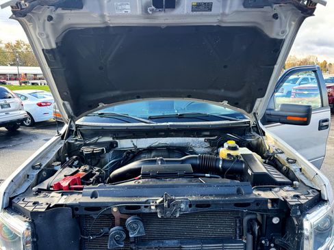 Used 2014 Ford F150 XLT w/ Equipment Group 302A Luxury image 26