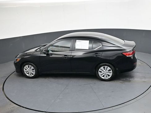 Certified 2025 Nissan Sentra S image 28