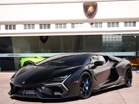 Used 2025 Lamborghini Revuelto AWD/4WD image 10