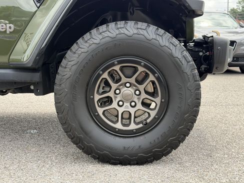 Used 2023 Jeep Wrangler Unlimited Rubicon 392 w/ Xtreme Recon 35" Tire Package AWD/4WD image 13