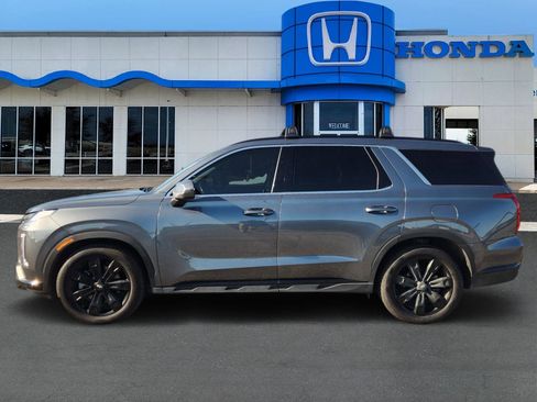 Used 2023 Hyundai Palisade XRT FWD image 3