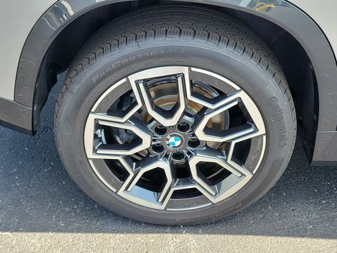 New 2026 BMW X1 xDrive28i w/ Technology Package AWD/4WD image 7