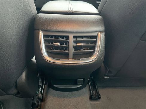 Used 2024 Chevrolet Malibu LT image 20