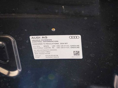 Used 2024 Audi A8 L 3.0T w/ Comfort Plus Package AWD/4WD image 29