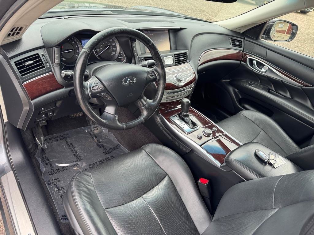Used 2017 INFINITI Q70 L 3.7 AWD/4WD image 15