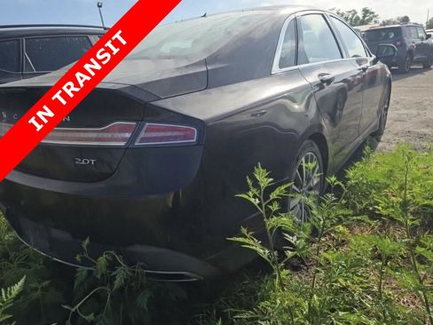 Used 2020 Lincoln MKZ FWD image 4