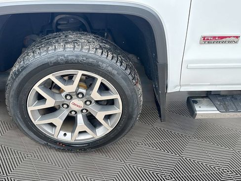 Used 2018 GMC Sierra 1500 SLT w/ All-Terrain Package AWD/4WD image 35
