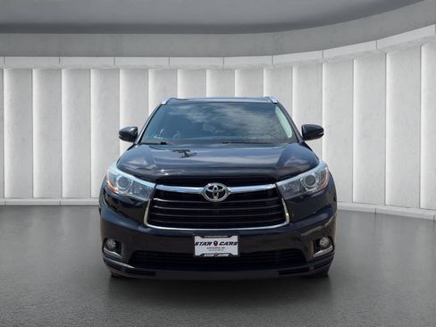 Used 2015 Toyota Highlander Limited AWD/4WD image 8