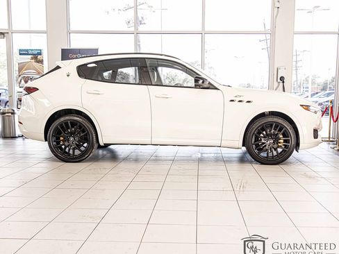 Used 2022 Maserati Levante GT image 10